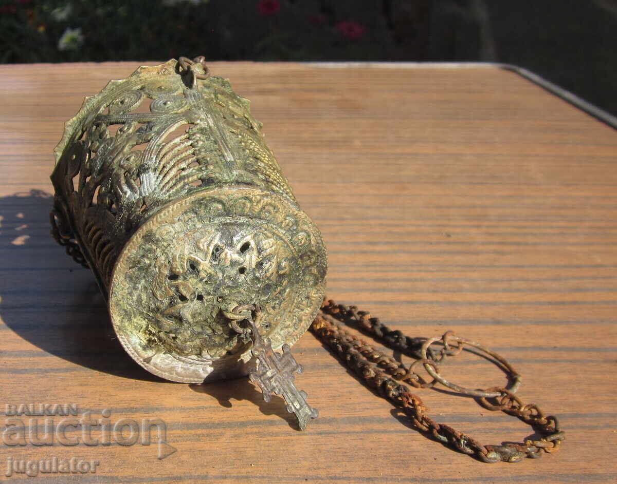 Auction  antique Bulgarian Renaissance homemade bronze lamp