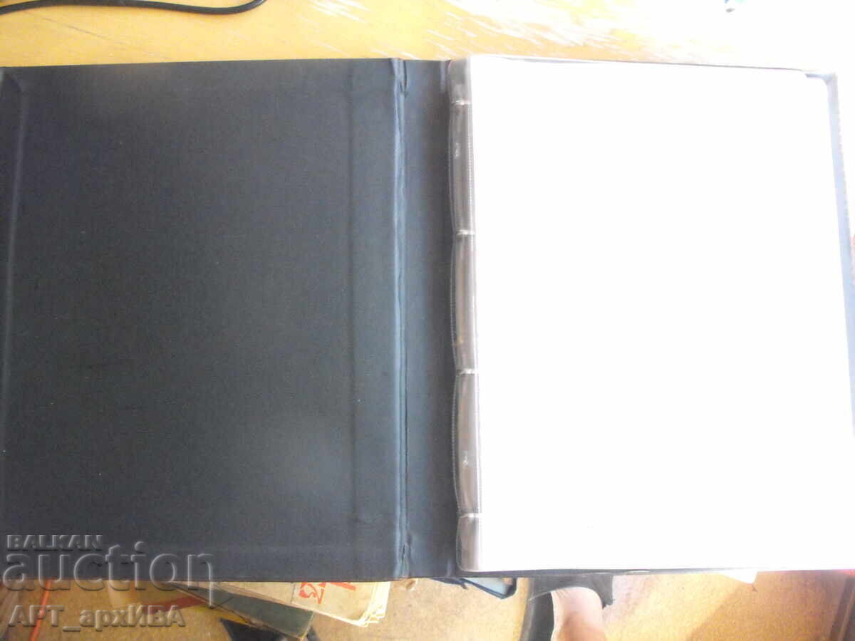 Λουξ σχεδιασμένο μενού για φαγητά και ποτά με τιμή 125.00 BGN | € 63.91