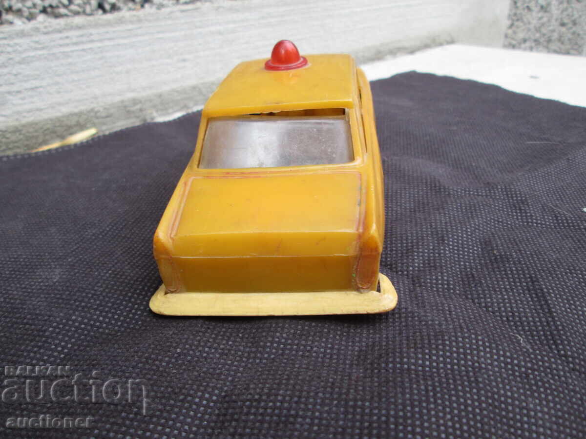 Παράδοση ΜΟΣΚΒΙΤΣ για ανταλλακτικά, ανακατασκευή ή έργο