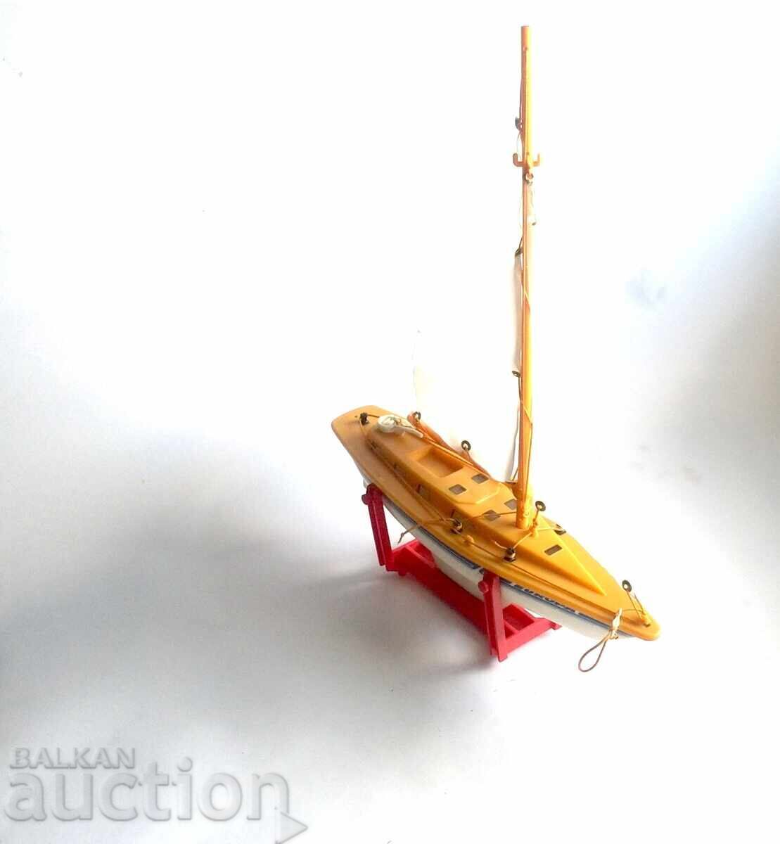 Yellow Plastic Sailboat Siku Europa - Made in Germany - 5