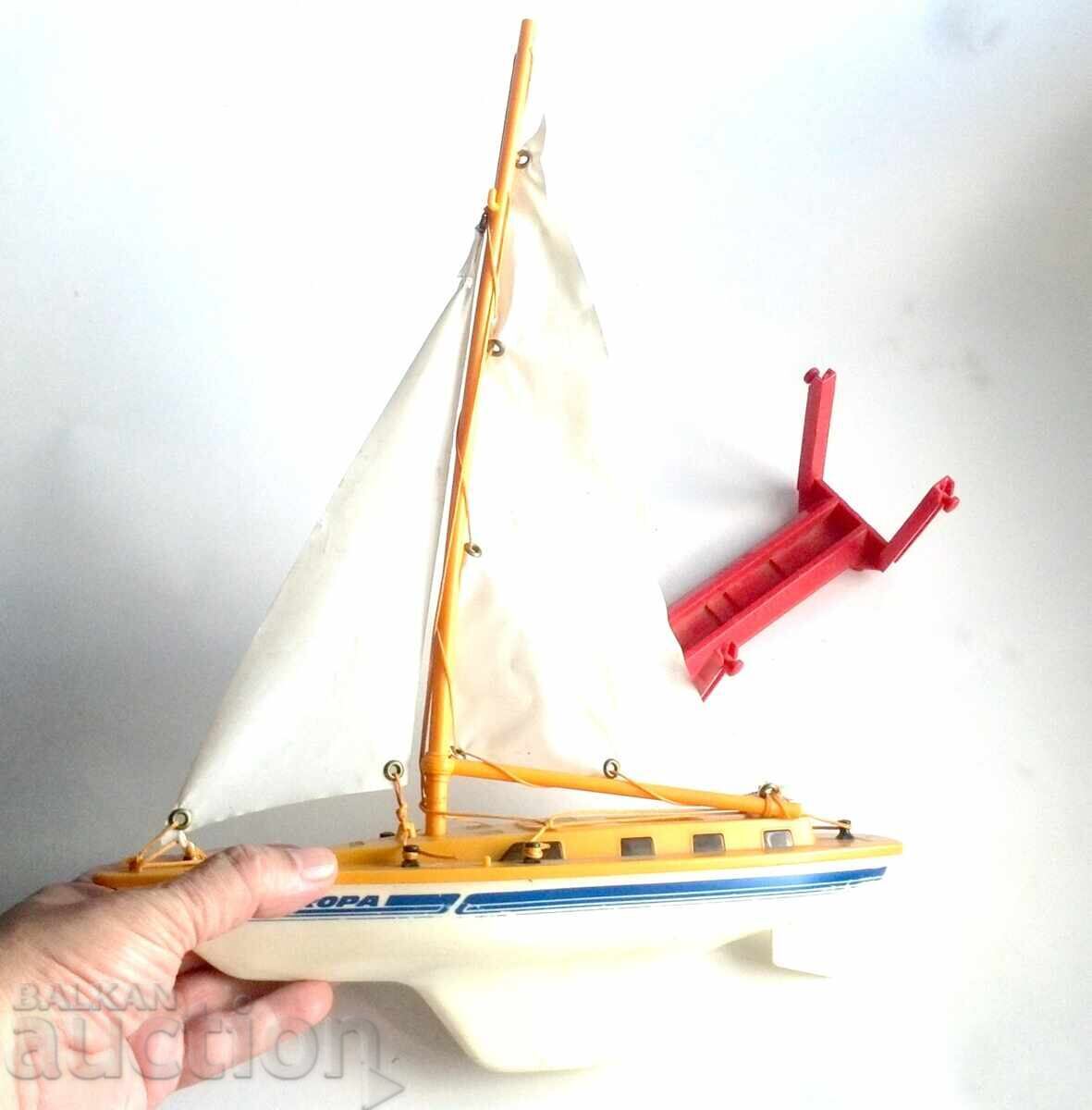 Yellow Plastic Sailboat Siku Europa - Made in Germany - 6
