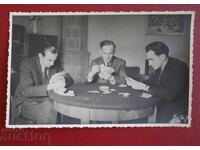 Nu pot traduce asta, deoarece nu este o listare de anunțuri