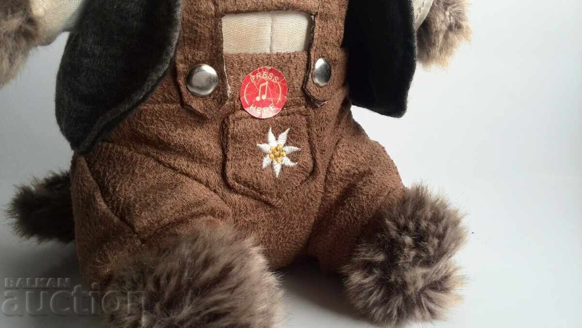 Мека играчка Пеещ мармот със звук с цена € 44.00 | 86.06 лв. Мека играчка Пеещ мармот със звук с цена € 44.00 | 86.06 лв.