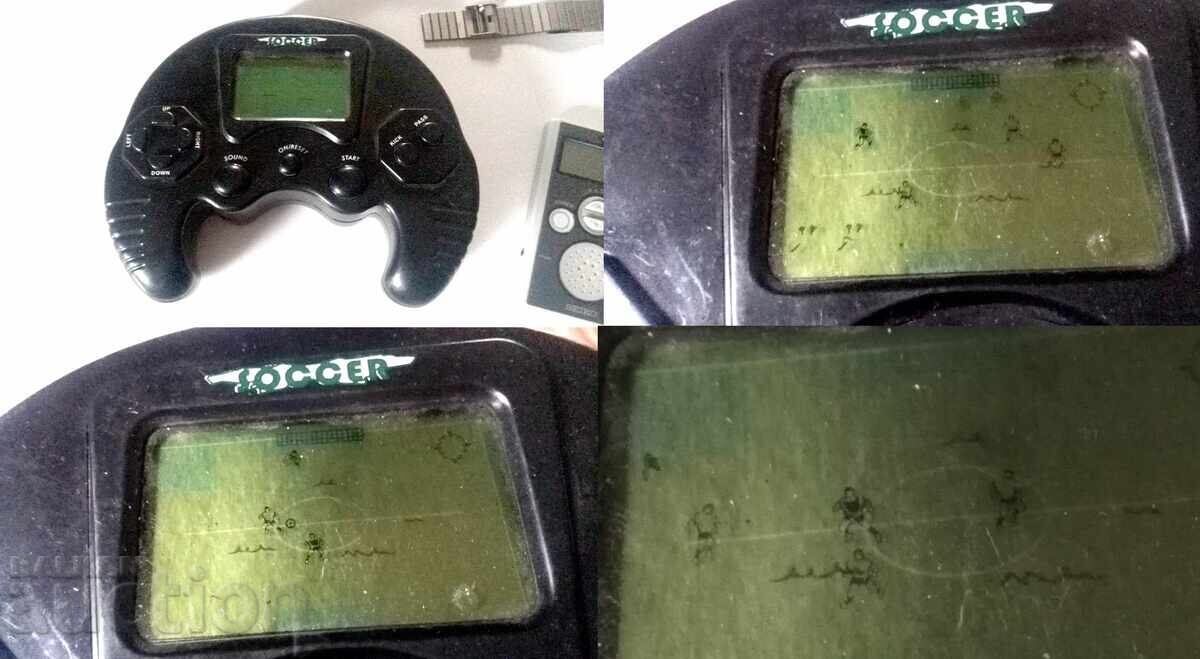 Joc electronic vechi - fotbal cu preț 35.00 BGN | € 17.90