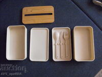 Set de vase compact pentru turiști