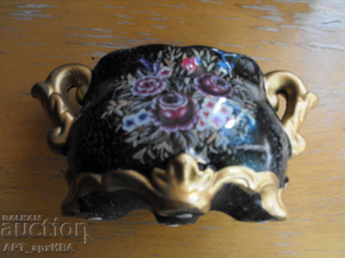 Δημοπρασία Κεραμικό δοχείο – καραμελόθηκη