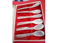 Lingurițe vechi de sidef pentru caviar, 6 buc