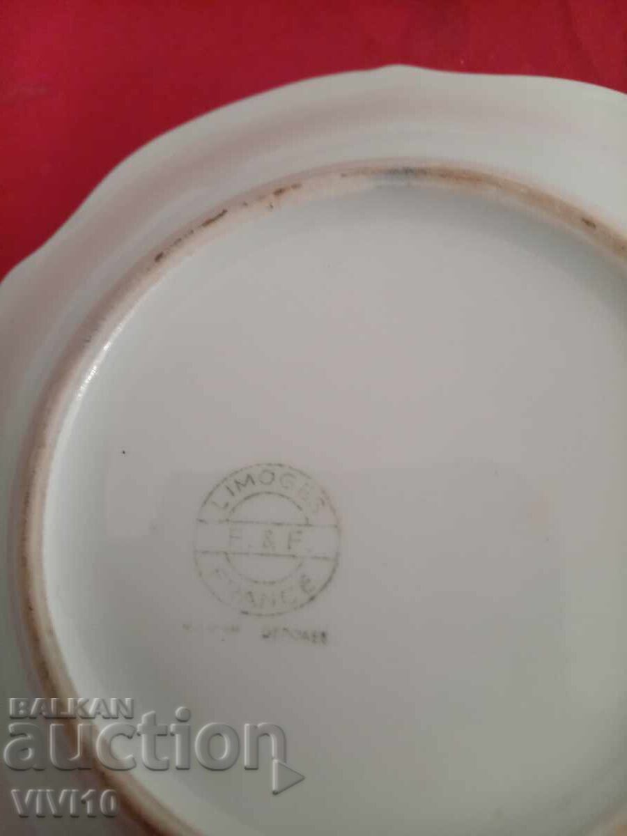 Farfurie veche Limoges 11cm cu preț € 25.00 | 48.90 BGN