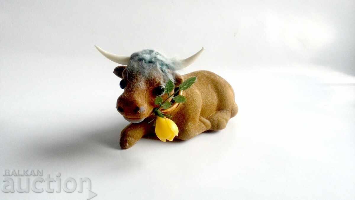 Livrarea Din anii 1960, vacă taur cu capul dat în jos - decor pentru bordul mașinii - dă din cap Livrarea Din anii 1960, vacă taur cu capul dat în jos - decor pentru bordul mașinii - dă din cap