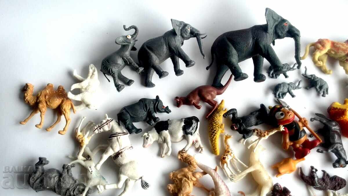 Φιγούρες ζώων με τιμή 25.00 BGN | € 12.78