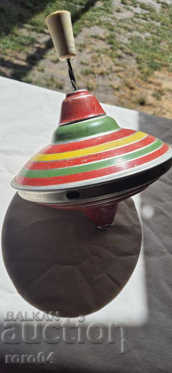 POMPĂ METALICĂ VECHE RUSĂ - EXCELENTĂ cu preț 34.99 BGN | € 17.89 POMPĂ METALICĂ VECHE RUSĂ - EXCELENTĂ cu preț 34.99 BGN | € 17.89