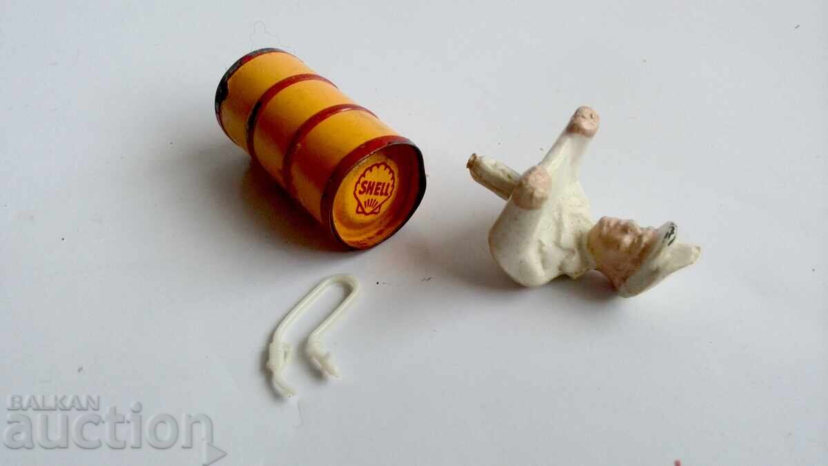 Jucării "SHELL" piese cu preț 13.00 BGN | € 6.65 Jucării "SHELL" piese cu preț 13.00 BGN | € 6.65