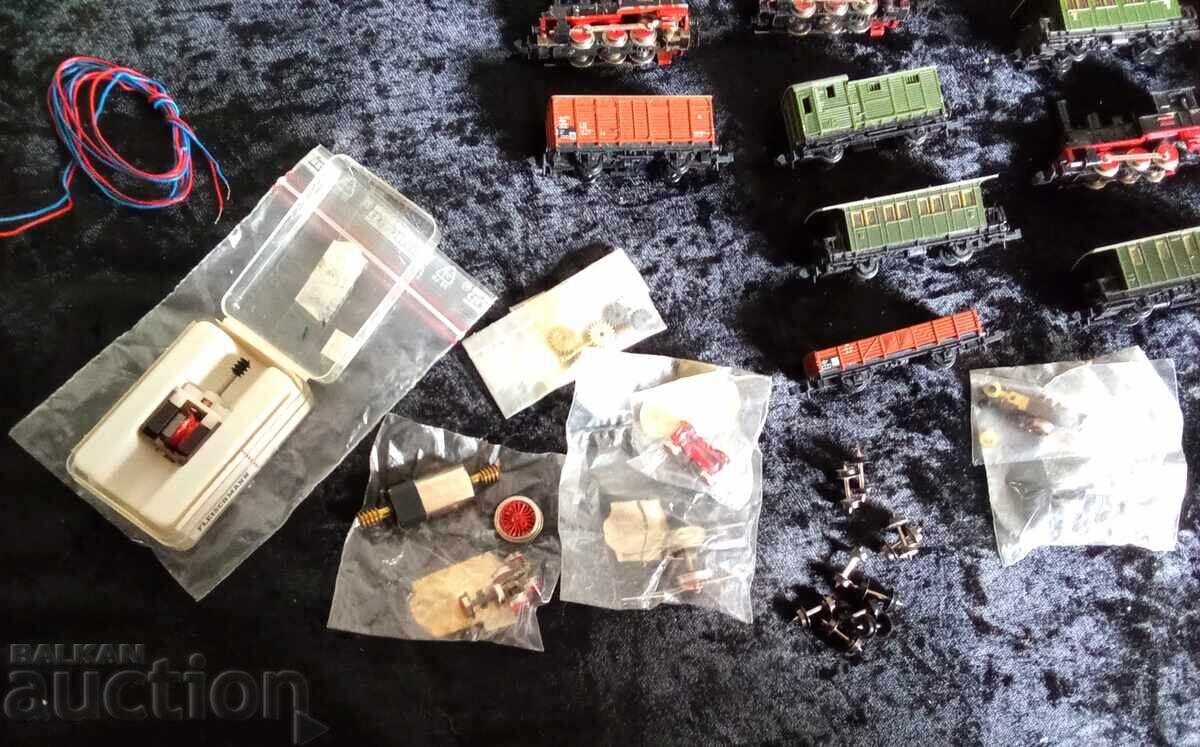 Locomotive and wagons scale N.TT, HO and model scale N for train sets - 6