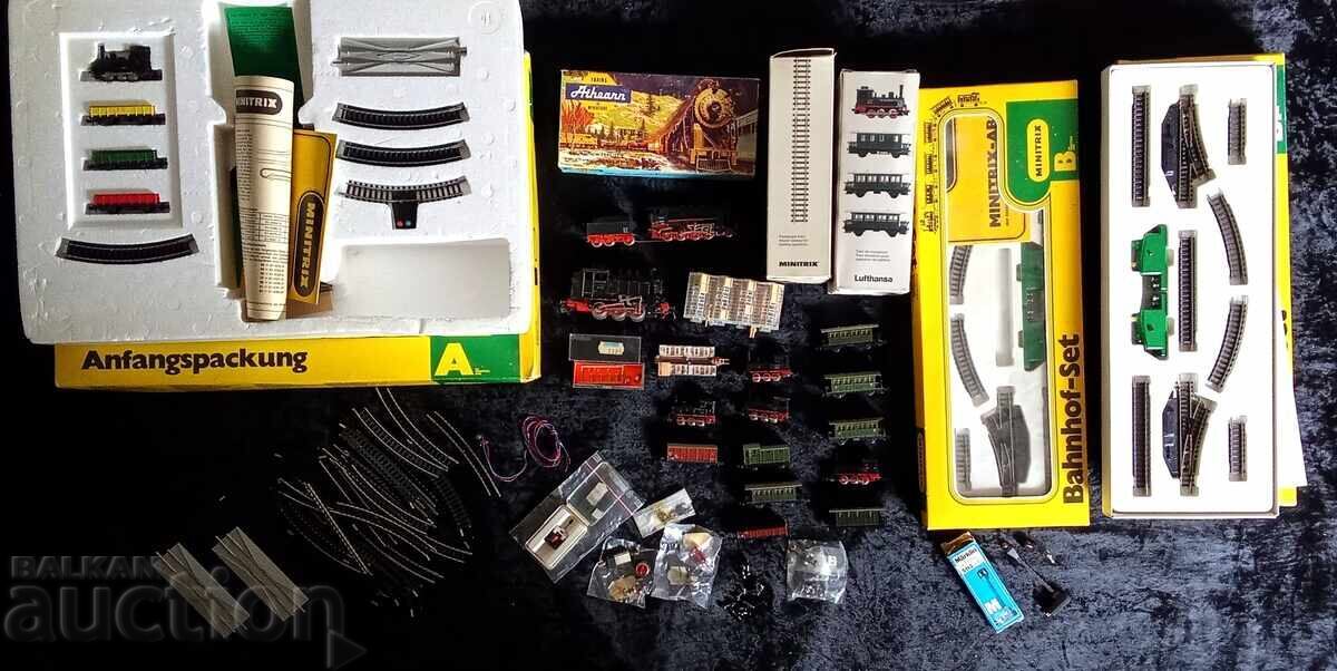 Locomotivă și vagoane scară N, TT, HO și machetă scară N pentru trenulețe