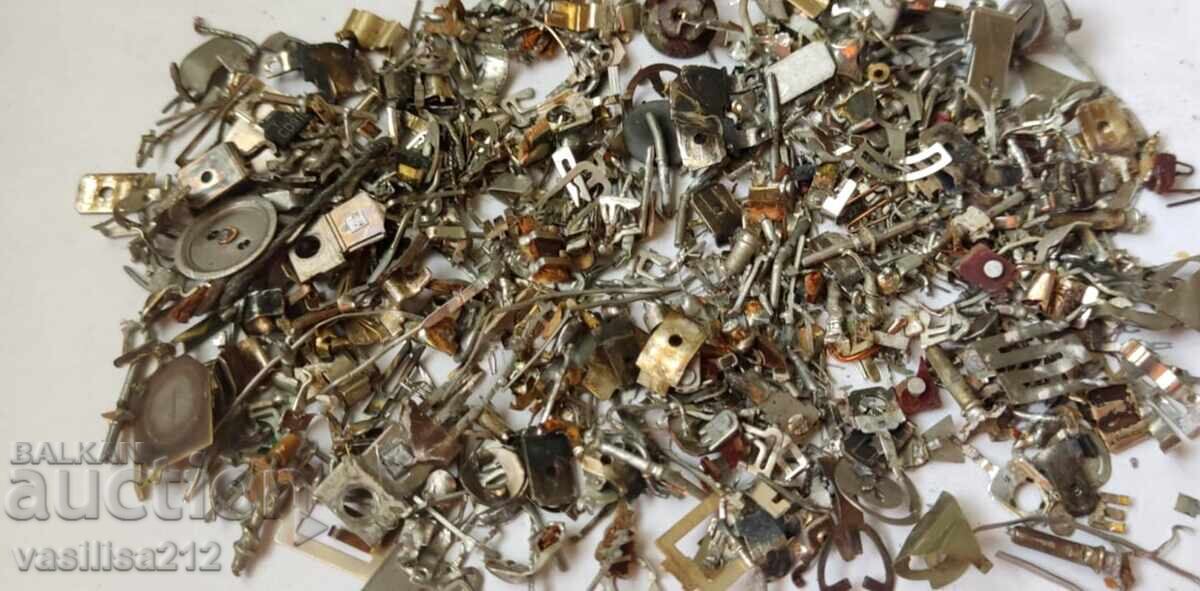 Deșeuri electronice cu preț 3.00 BGN | € 1.53 Deșeuri electronice cu preț 3.00 BGN | € 1.53