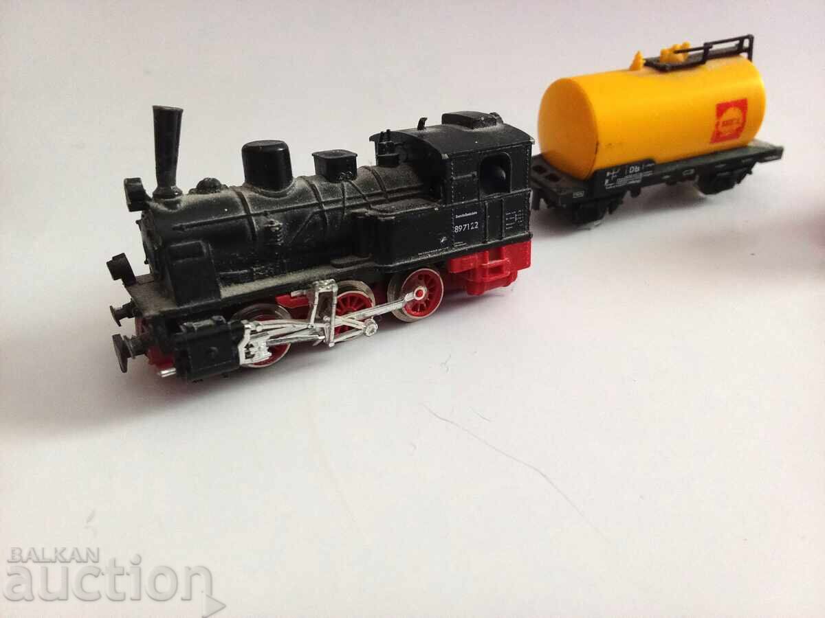 Τρένο με βαγόνια Κλίμακα Ν με τιμή 55.00 BGN | € 28.12 Τρένο με βαγόνια Κλίμακα Ν με τιμή 55.00 BGN | € 28.12