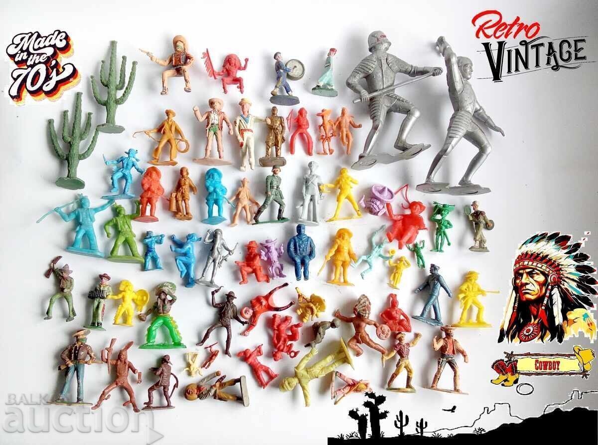 стари детски играчки с цена € 25.00 | 48.90 лв.