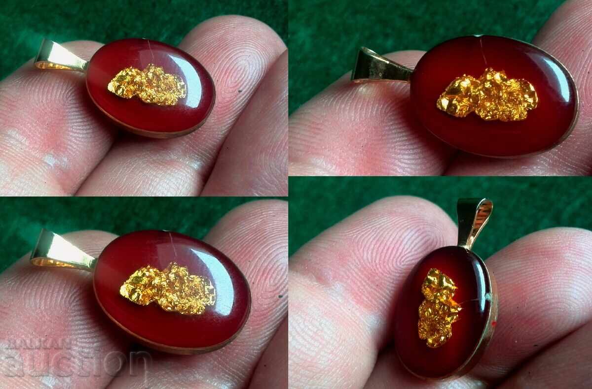 Gold leaf pendant with price 35.00 BGN | € 17.90 Gold leaf pendant with price 35.00 BGN | € 17.90