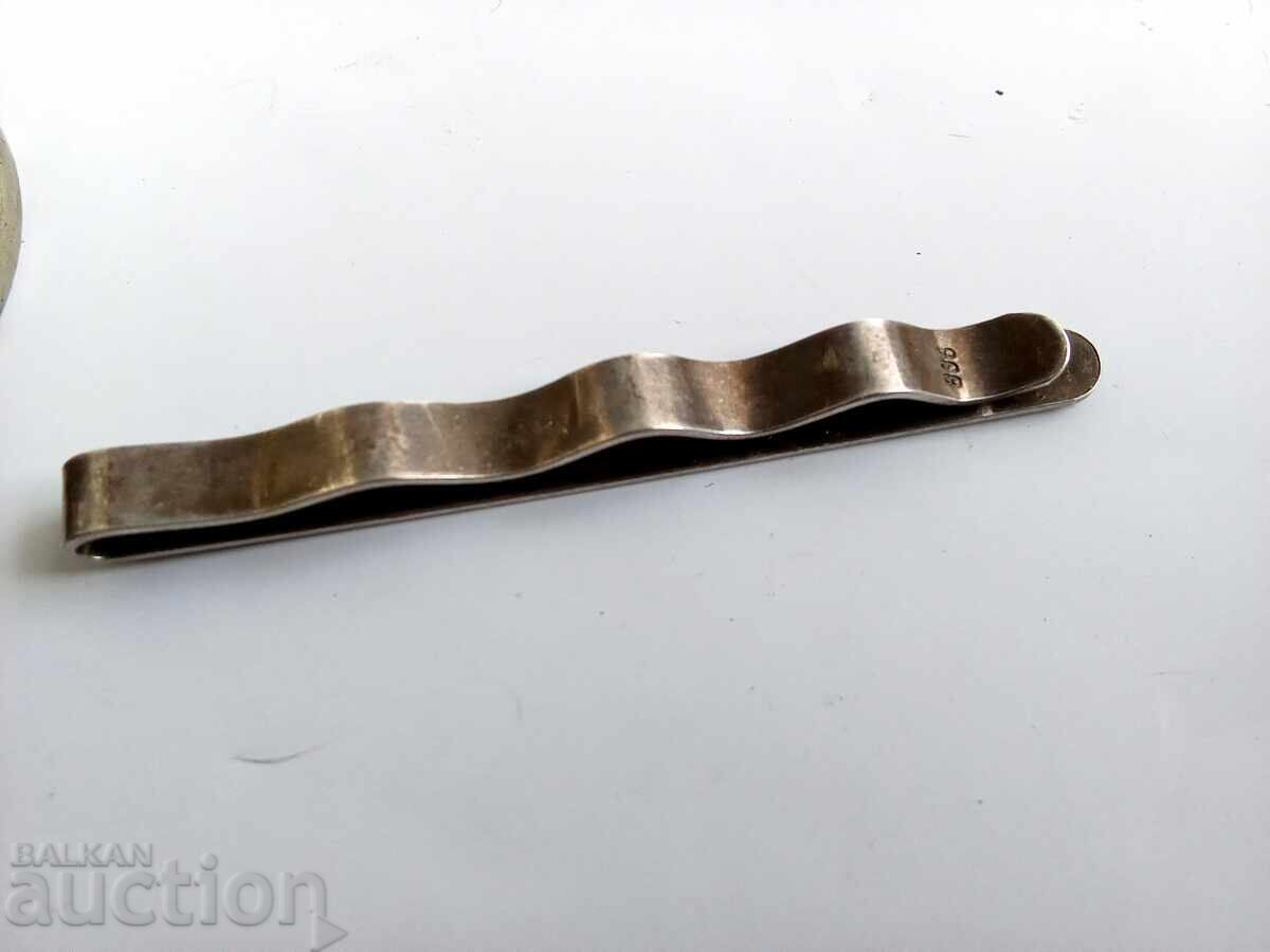 Ceșcuță mică și clește - 7