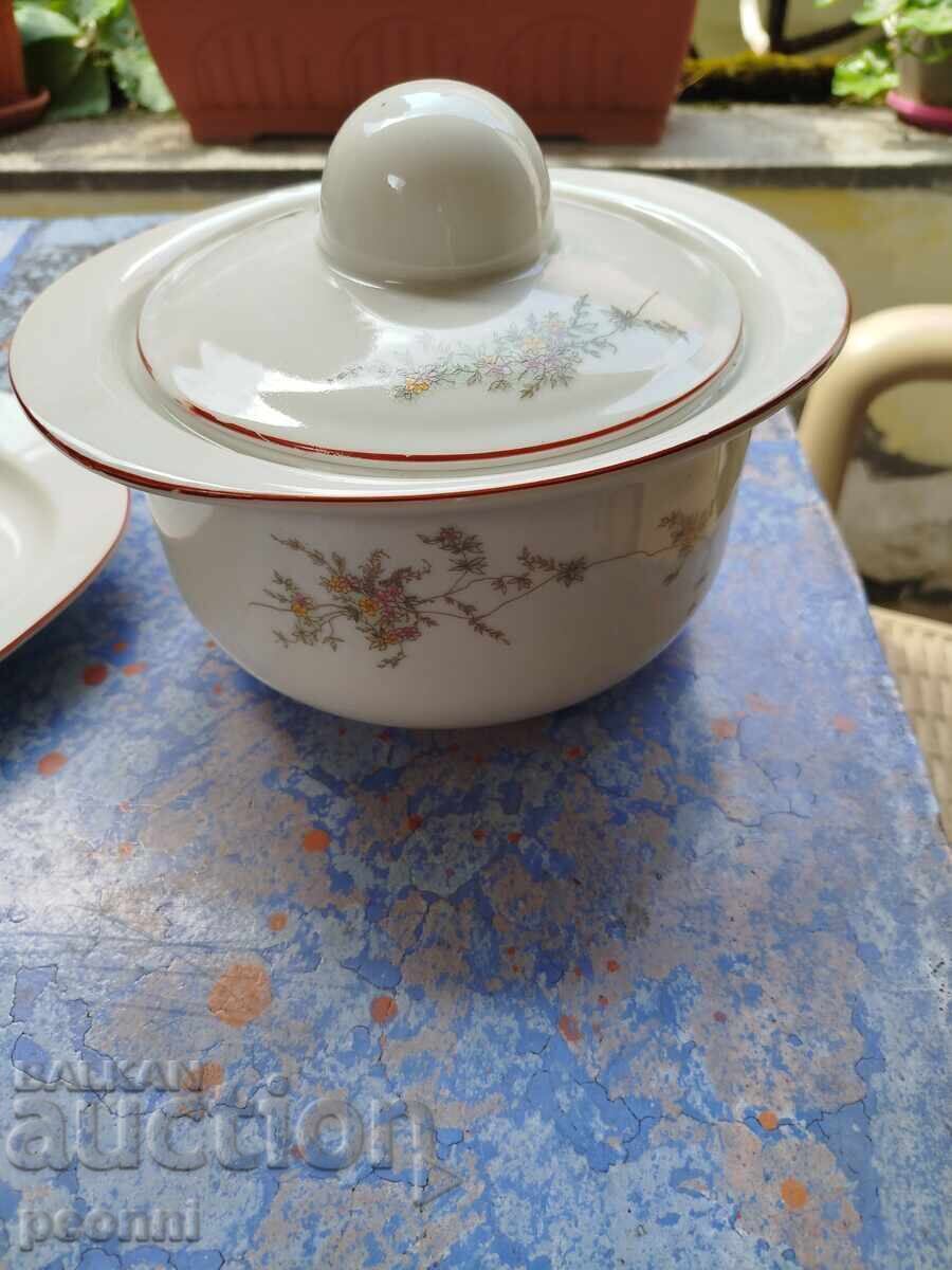 Δημοπρασία Πορσελάνη Ίσιδα