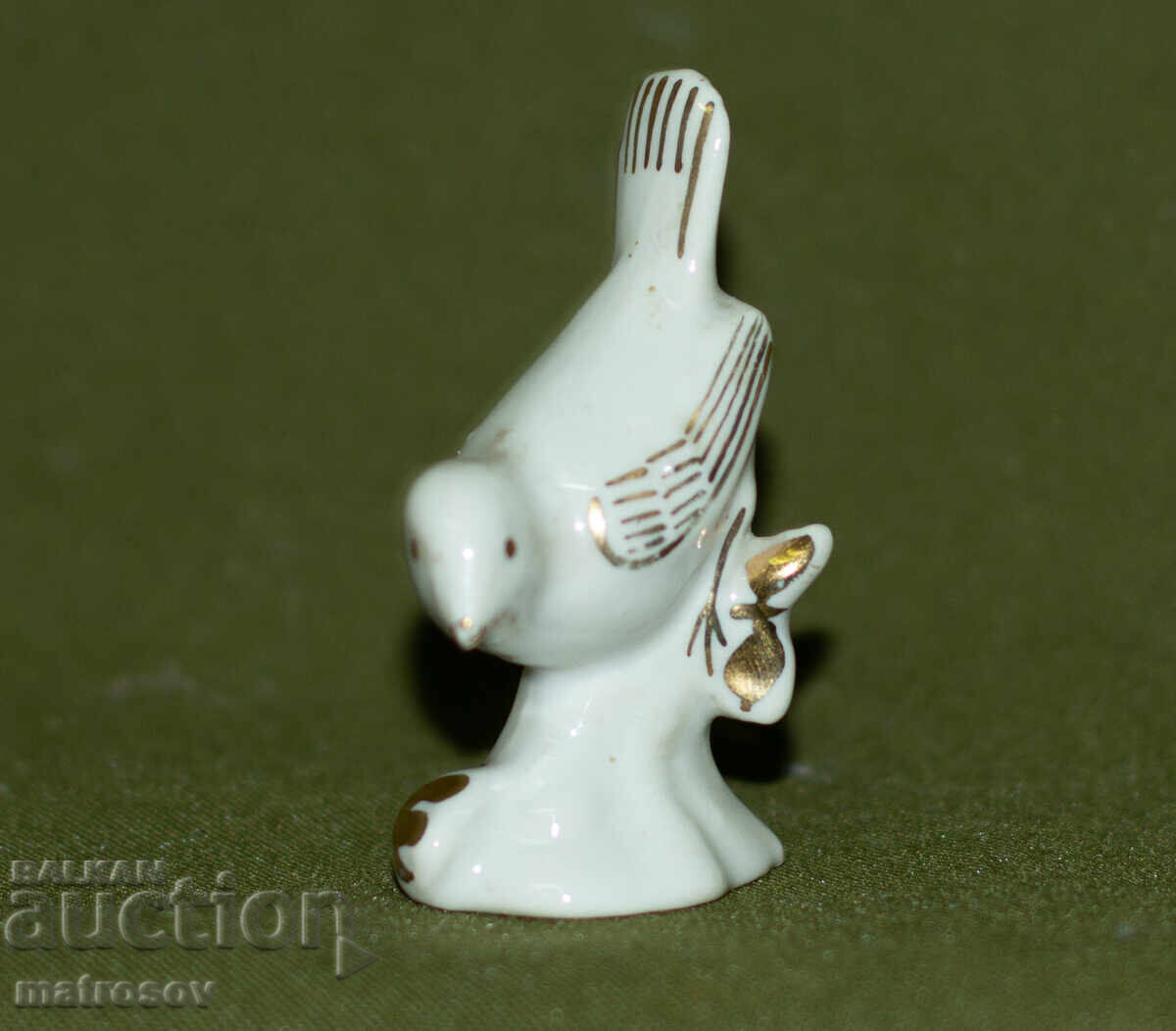 Auction  Old decorative porcelain bird figurine