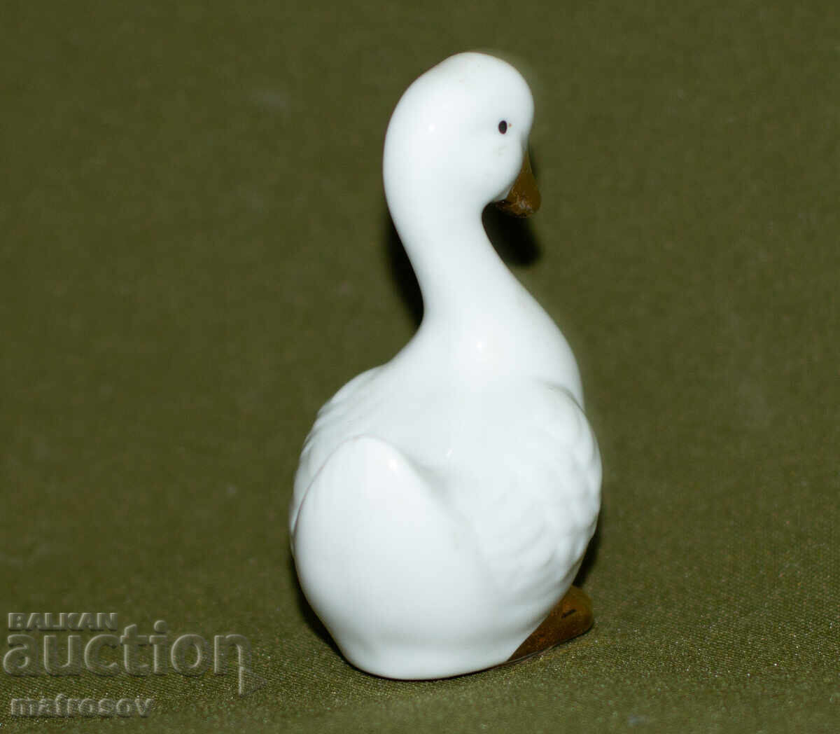 Стара декоративна порцеланова статуетка на пате - 5