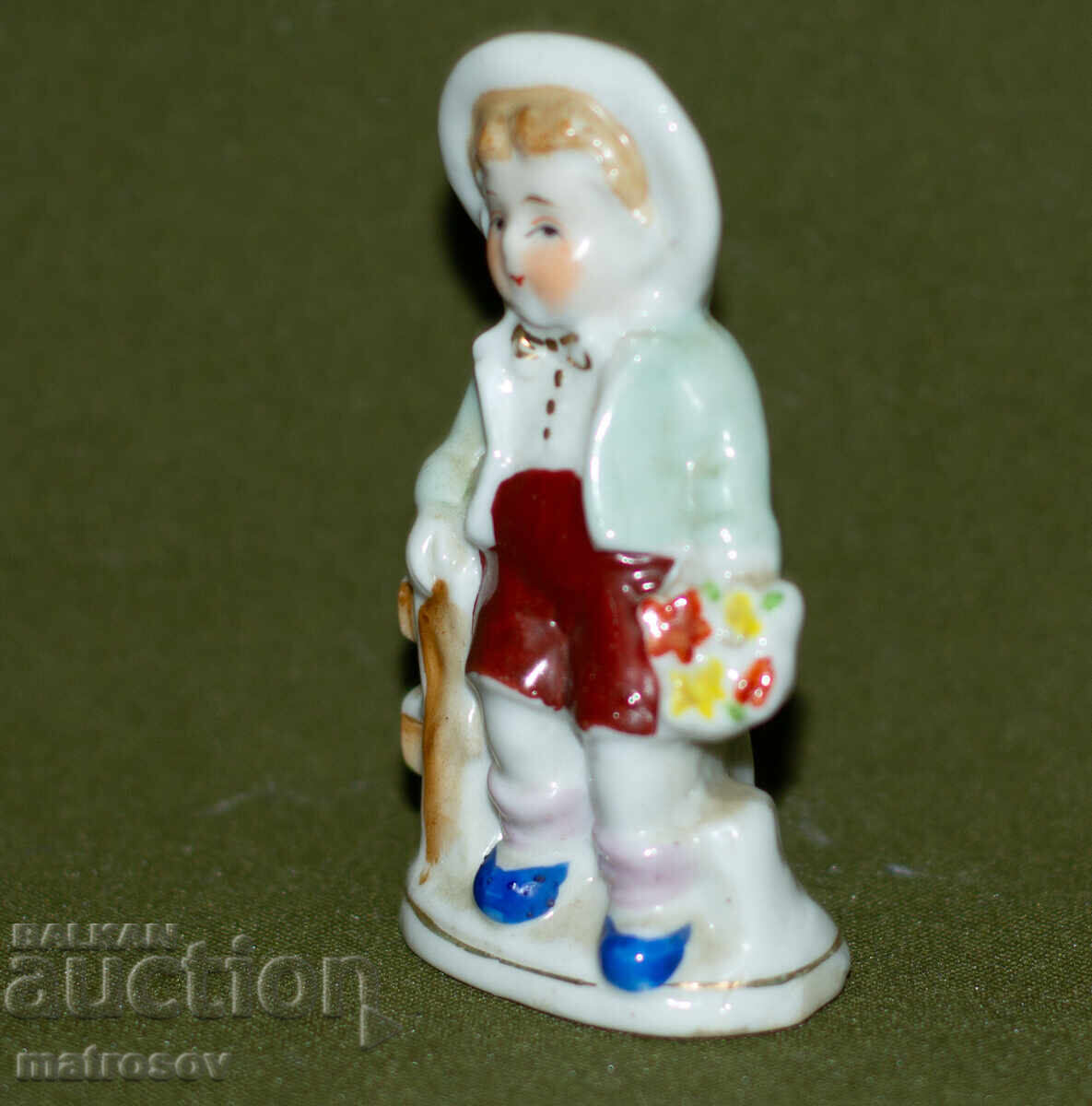 Стара декоративна порцеланова статуетка на момче - 5
