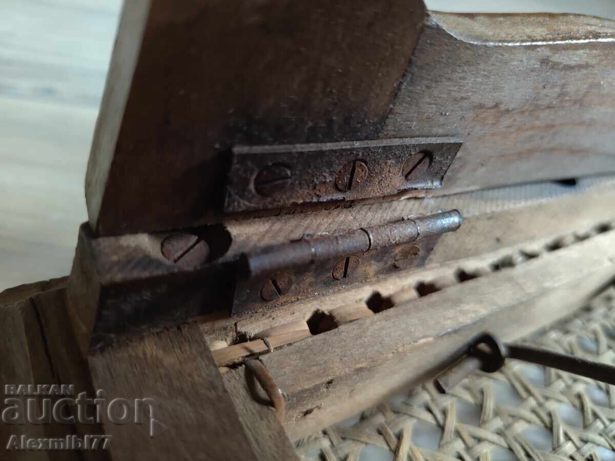 Antique French Folding Small Wooden Fishing Chair - 20th Century - 7 Antique French Folding Small Wooden Fishing Chair - 20th Century - 7