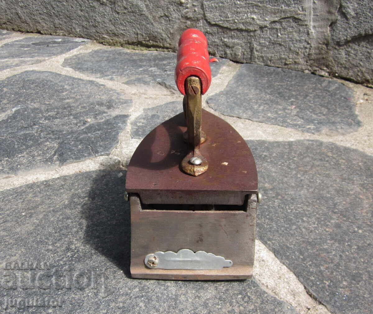 стара старинна Българска чугунена ютия на жар с петле - 6 стара старинна Българска чугунена ютия на жар с петле - 6