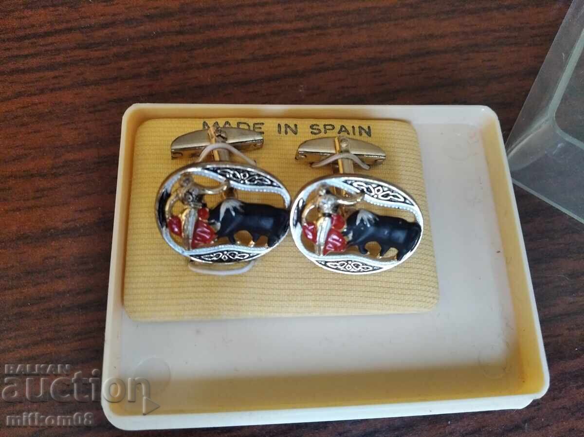 Cufflinks, buttons