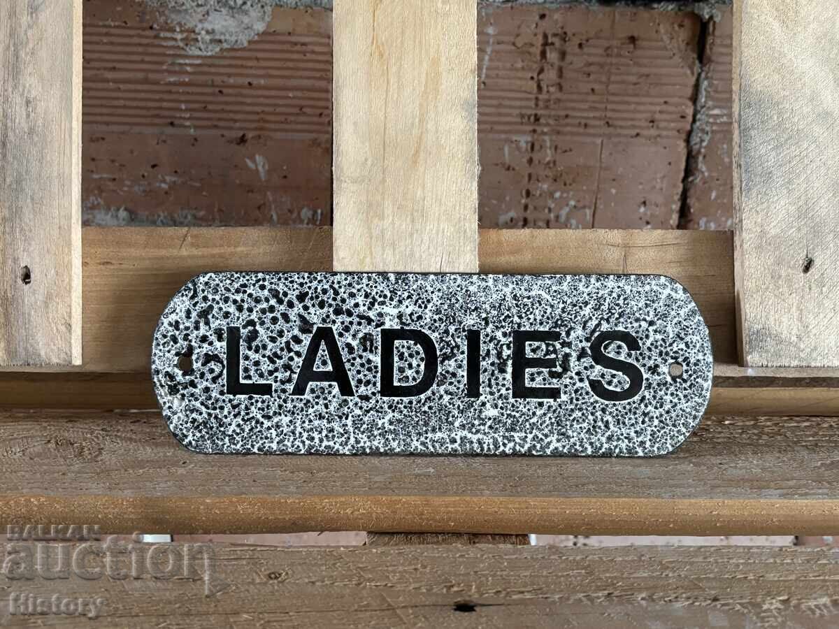 Enamel plate with price 20.00 BGN | € 10.23