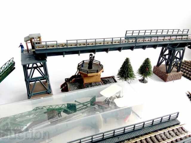 Стари релси за влакчета и вагони Мащаб N с цена 180.00 лв. | € 92.03