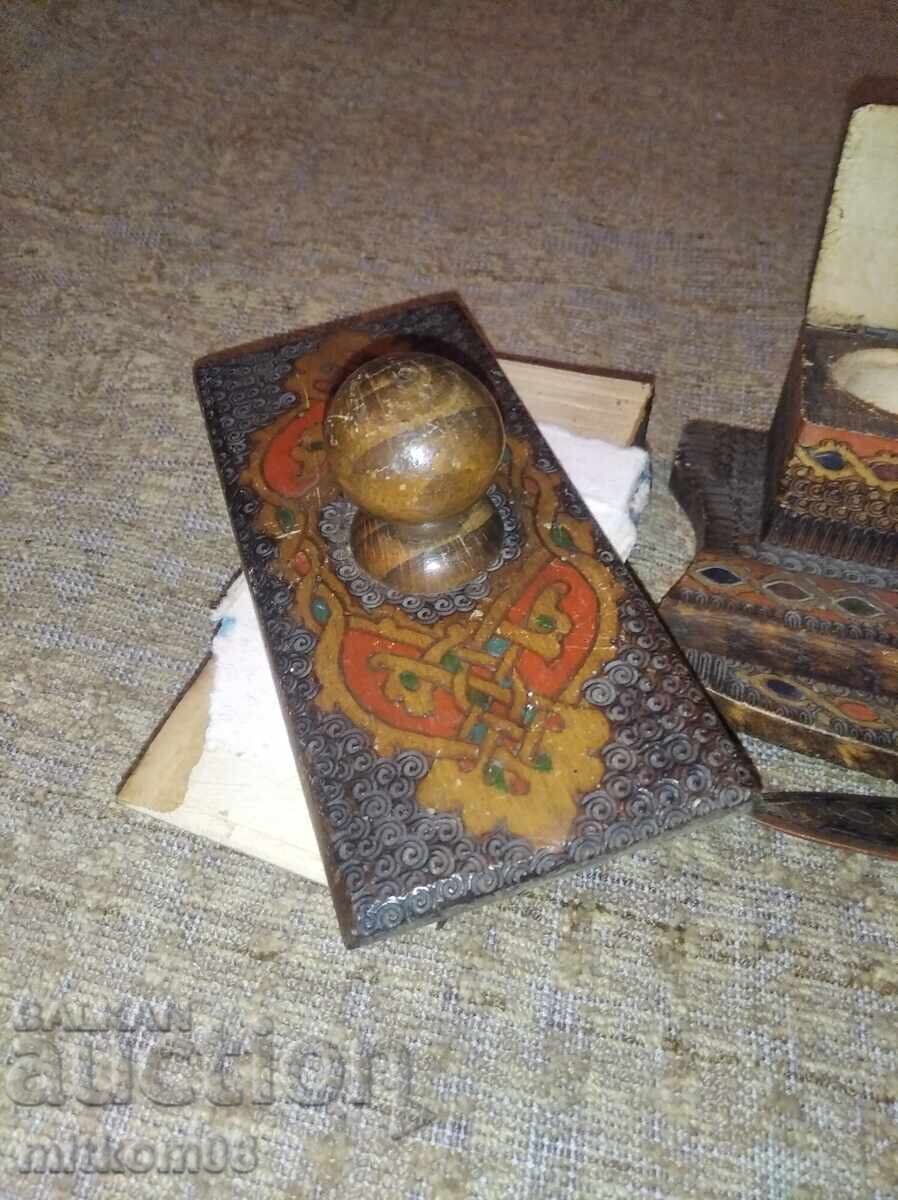 Δημοπρασία Ξύλινο μελανοδοχείο