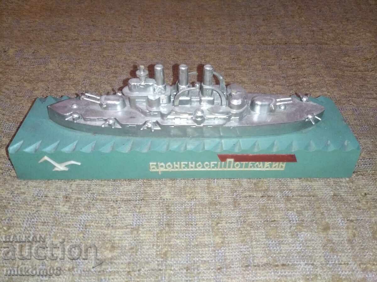 Μοντέλο πλοίου