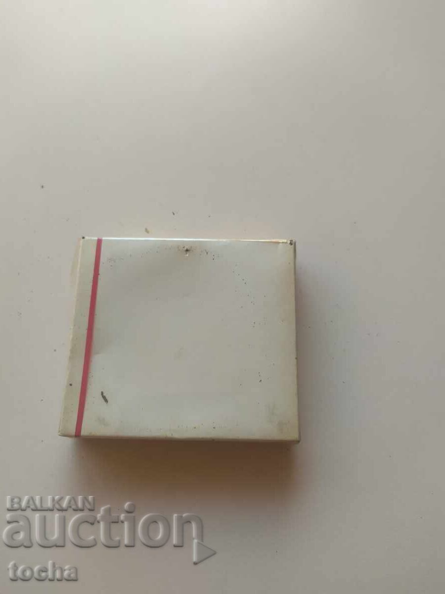 Auction  Old Rila cigarettes, unopened, BZTC
