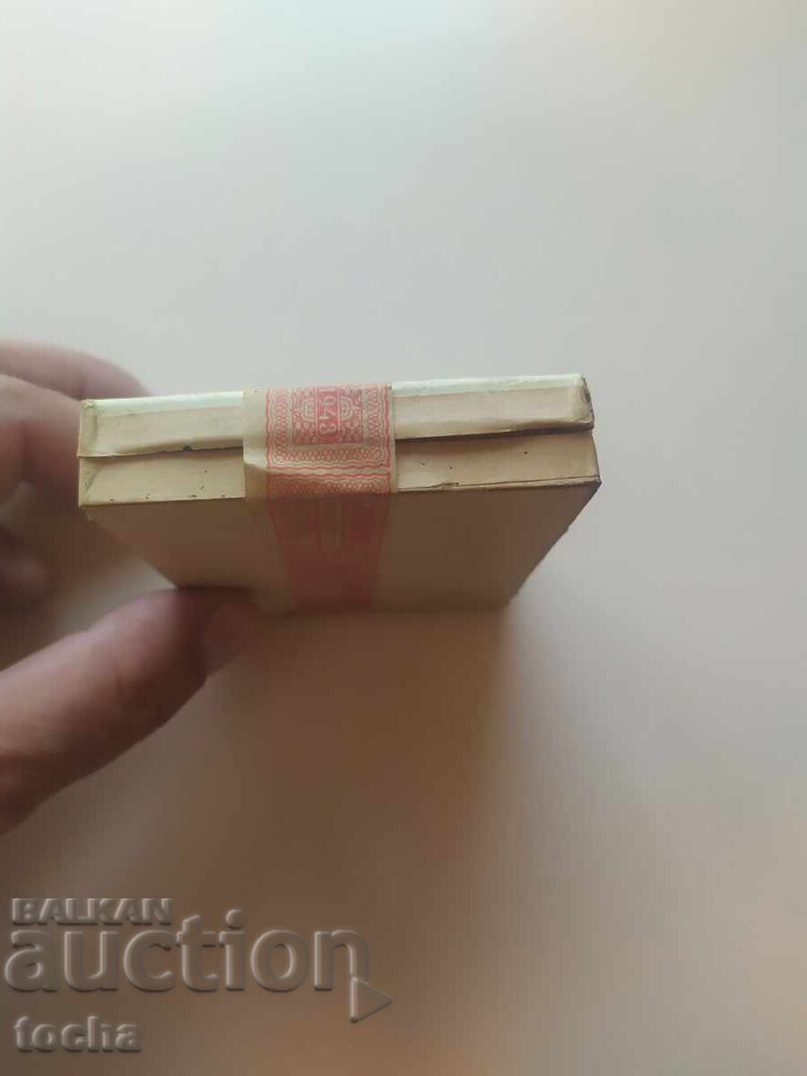 Auction Old cigarettes from the Tsarist era, unopened, BZTs Auction Old cigarettes from the Tsarist era, unopened, BZTs