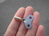 СТАРО КЛЮЧЕ КЛЮЧ ЗА МЕХАНИЧНА ИГРАЧКА ИЛИ ЧАСОВНИК