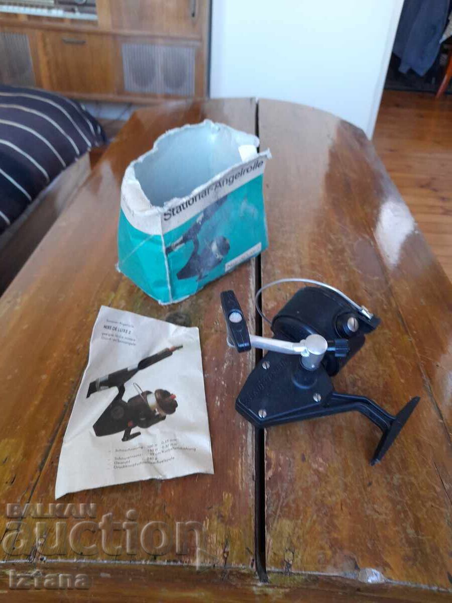 Παλιά μηχανή ψαρέματος Germina Nixe de Luxe 2 με τιμή 55.00 BGN | € 28.12 Παλιά μηχανή ψαρέματος Germina Nixe de Luxe 2 με τιμή 55.00 BGN | € 28.12