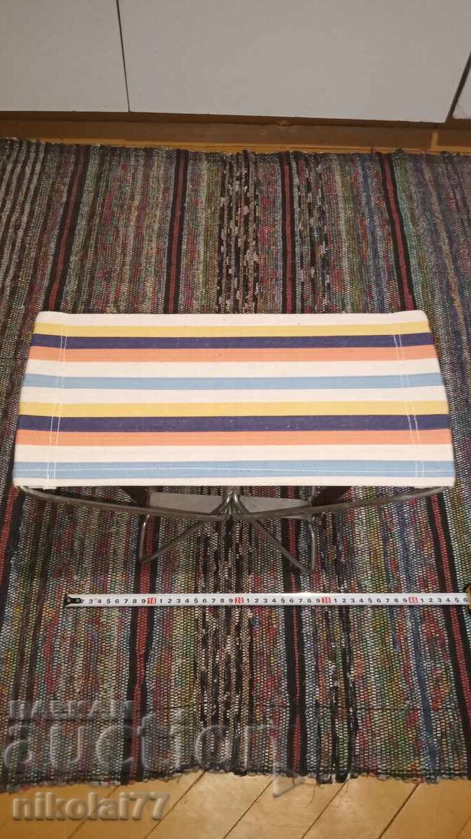 Auction The perfect folding fishing chair from the socialist era! Auction The perfect folding fishing chair from the socialist era!