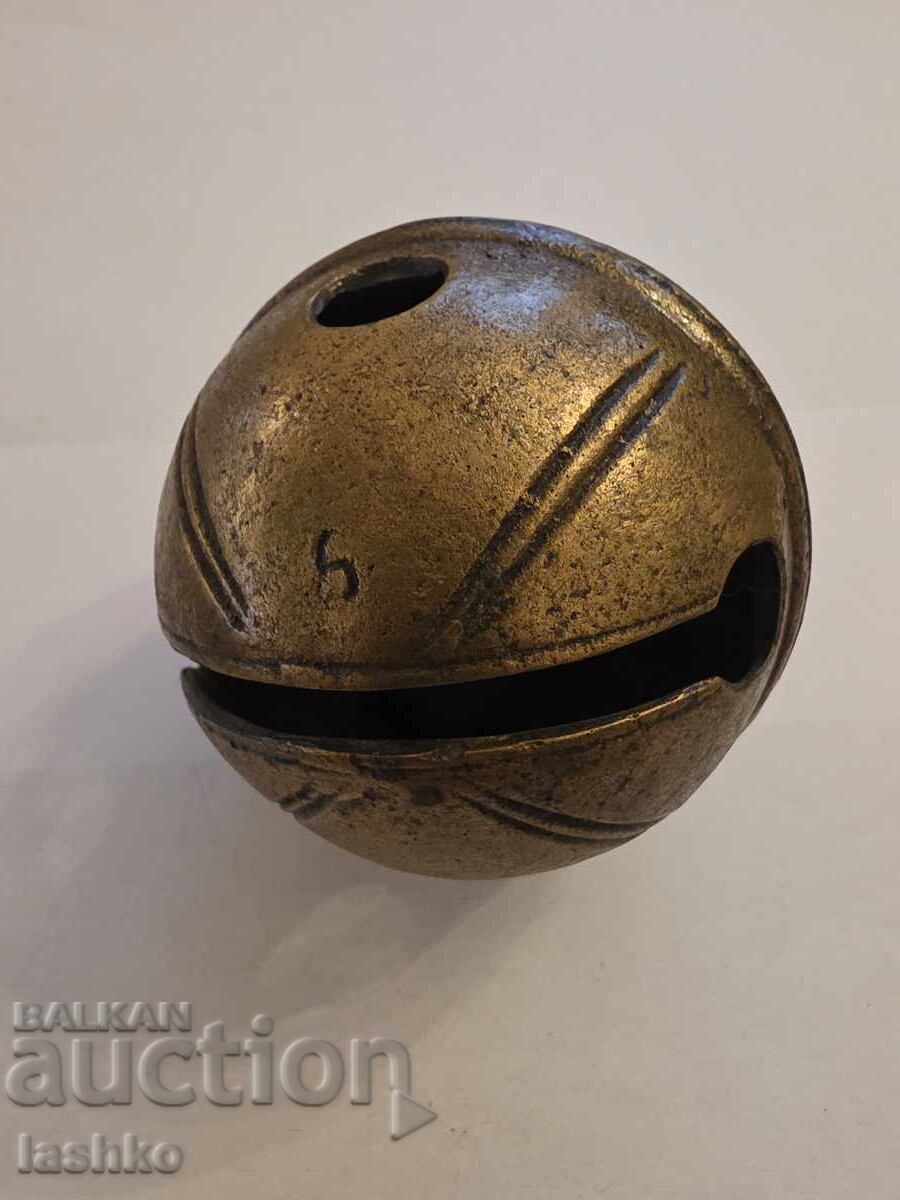 Μεγάλο στρογγυλό κουδούνι, κουδούνι, καμπάνα με τιμή 99.99 BGN | € 51.12