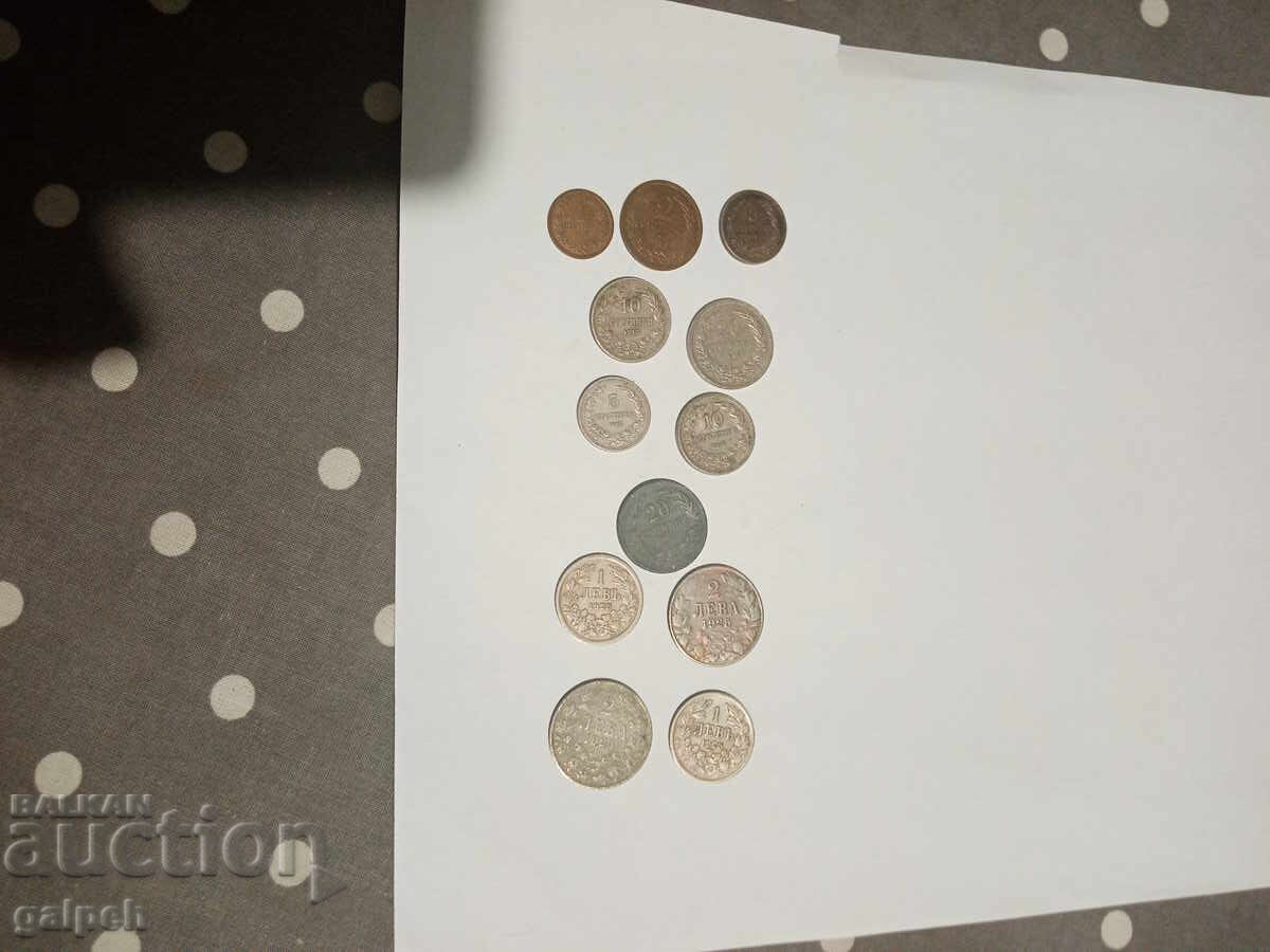 Auction  PRINCIPALITY and KINGDOM OF BULGARIA - Album with 30 coins