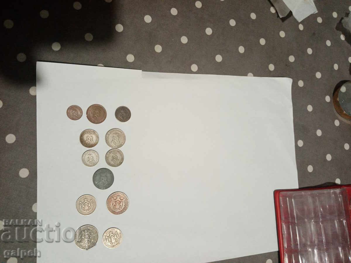 Delivery of PRINCIPALITY and KINGDOM OF BULGARIA - Album with 30 coins