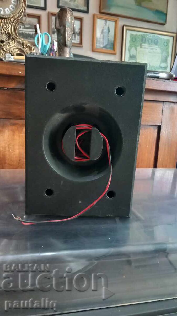 Column with price 5.00 BGN | € 2.56 Column with price 5.00 BGN | € 2.56