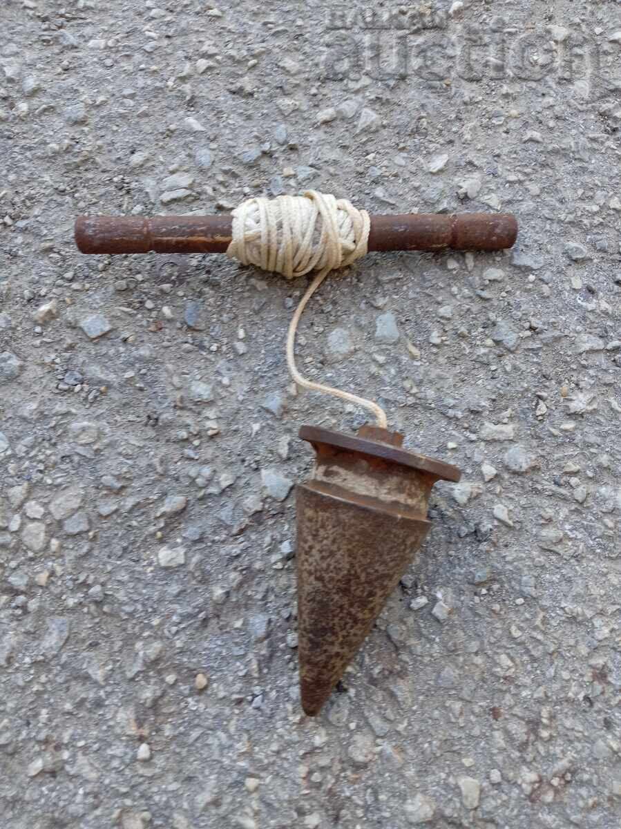 Μεγάλο, τεράστιο αλφάδι οικοδόμου