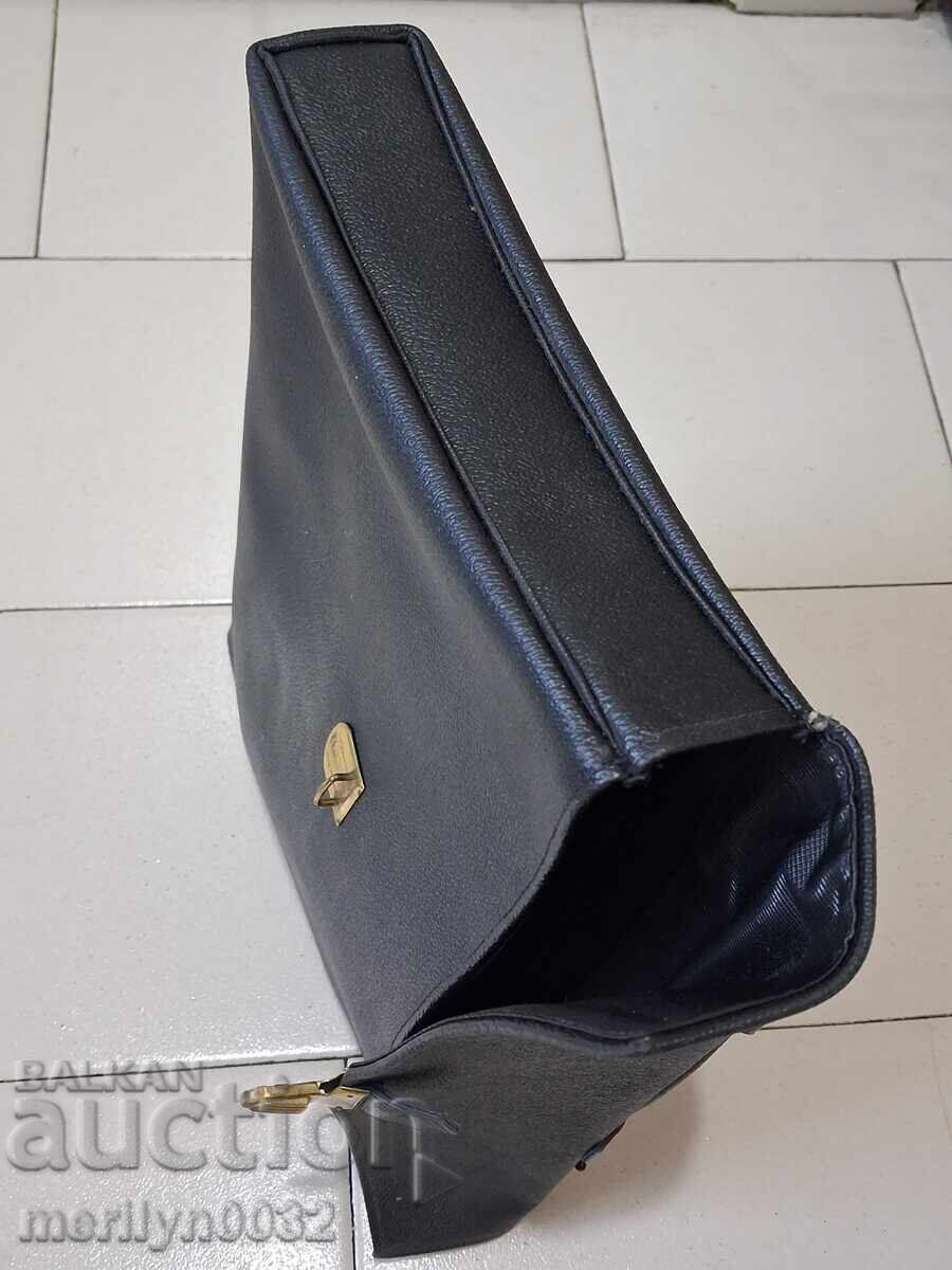 Delivery of Tool Bag for Phone/Postal Technician