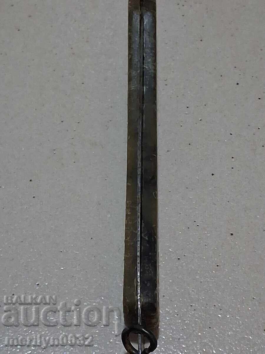 Παλιό μαχαίρι, σουγιάς, τσεκούρι - 7