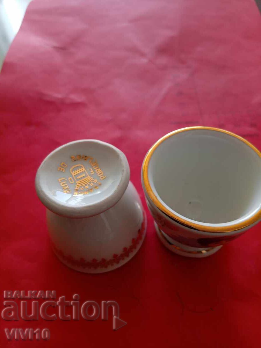 Аукцион Старинни чаши, поставки за яйца Аукцион Старинни чаши, поставки за яйца