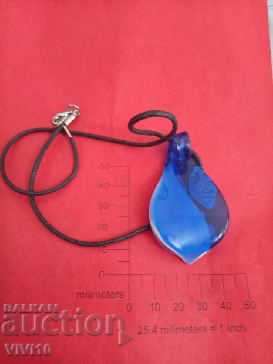 Αρχαίο κολιέ τύπου Murano με τιμή € 20.00 | 39.12 BGN