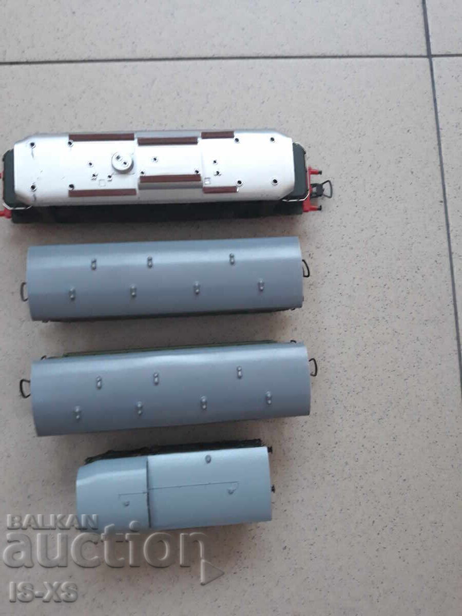 trenul PIKO - 5 trenul PIKO - 5