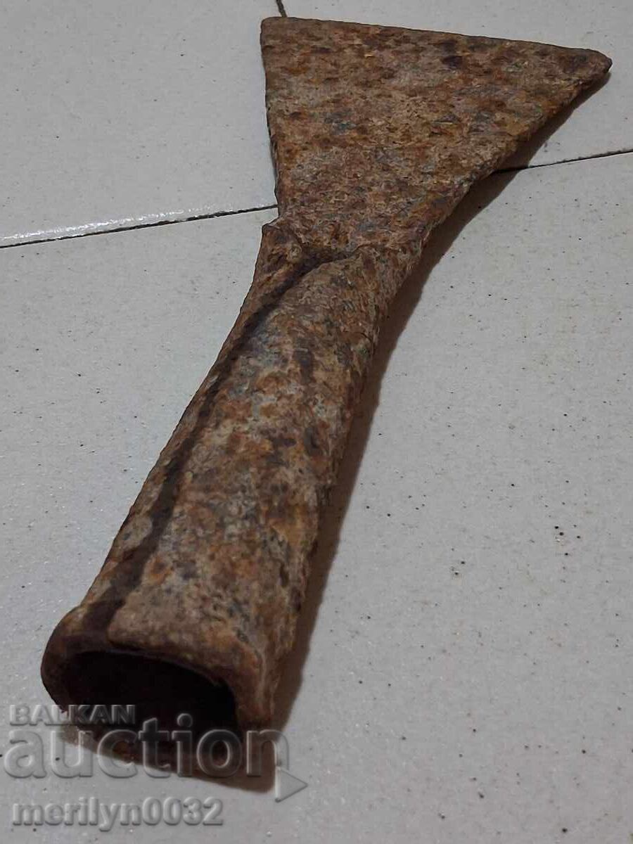 Δημοπρασία Παλιό μεταλλικό εργαλείο τσεκούρι γκριγκά γκριγκά ξέστρα τσάπα